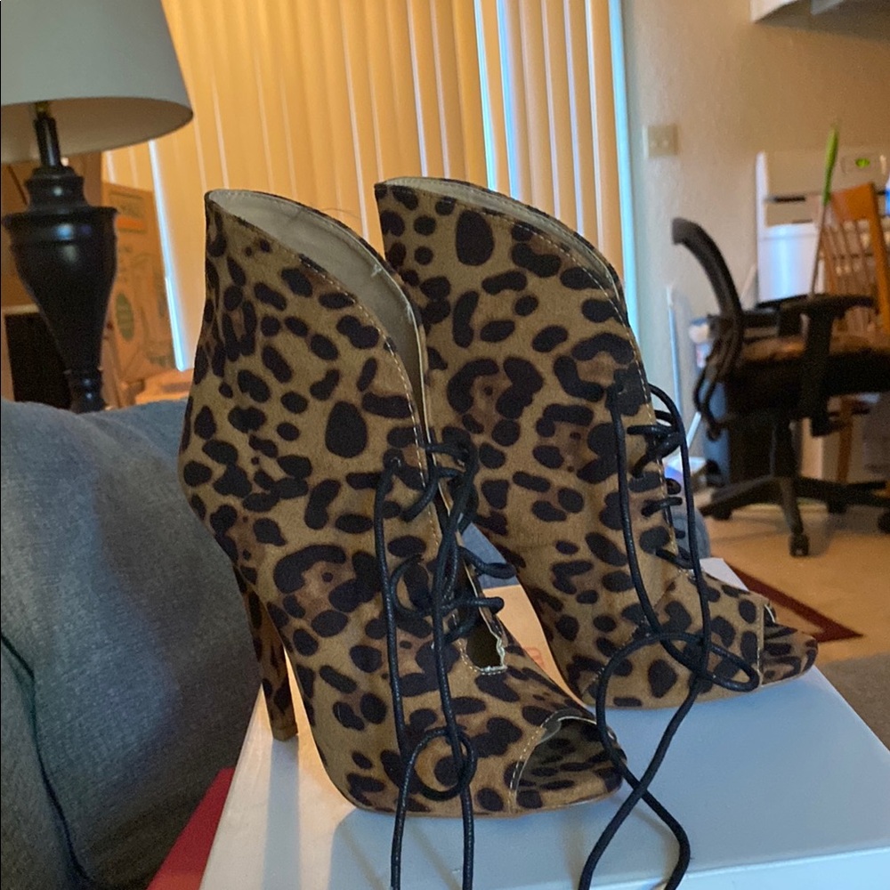 Shoe Dazzle Leopard Print Lace-Up Heels